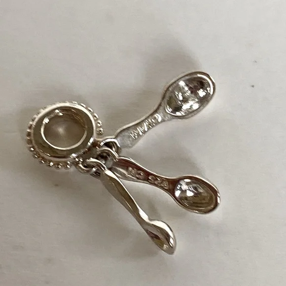 Chamilia Lovin’ Spoonful charm - Picture 6 of 7